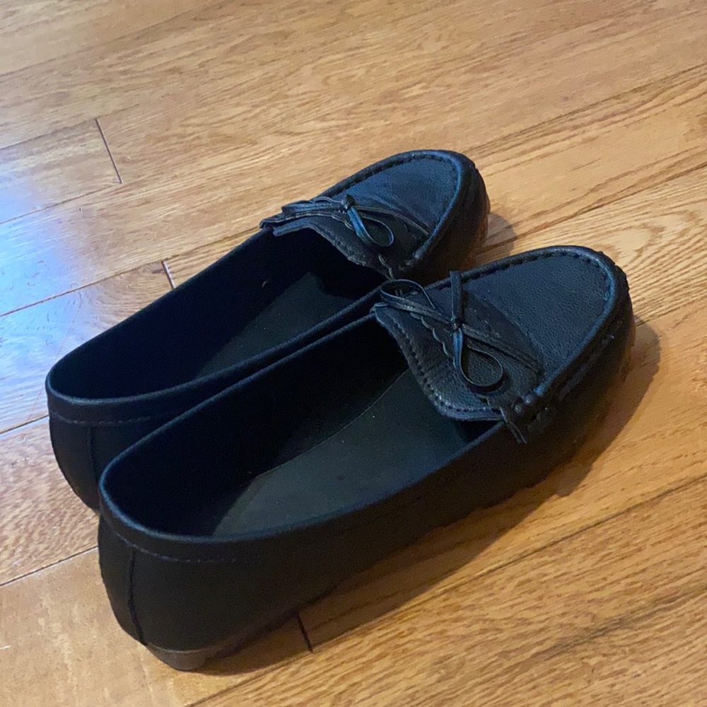 Black shoes